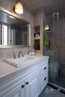 上海裝修公司薦小戶型帶閣樓裝修實(shí)例 客廳壁紙不俗